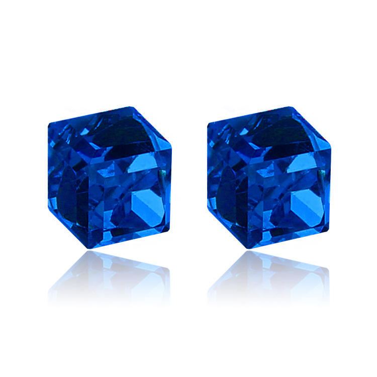 Luova Unisex Cubic Crystal Magneettinen Clip Korvakoru Muotimagneetti Ei Lävistystä Värikkäät Korvakorut