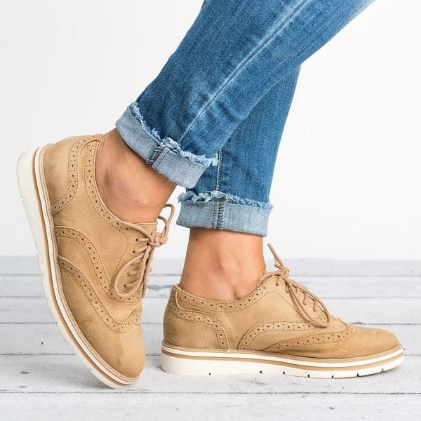 Naisten Plus-kokoiset Brogue Lace Up Pehmeät Nauhanauhat Casual Oxford Mokkasiinit