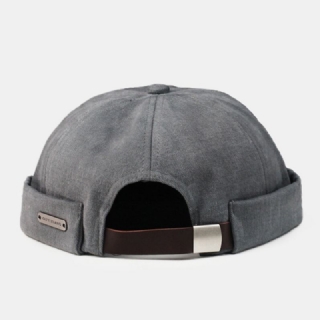 Miesten Dome Metal Label Säädettävä Meloni Lippalakki Retro Stree Syksy Lämmin Tuulenpitävä Brimless Pipo Landlord Cap Skull Cap